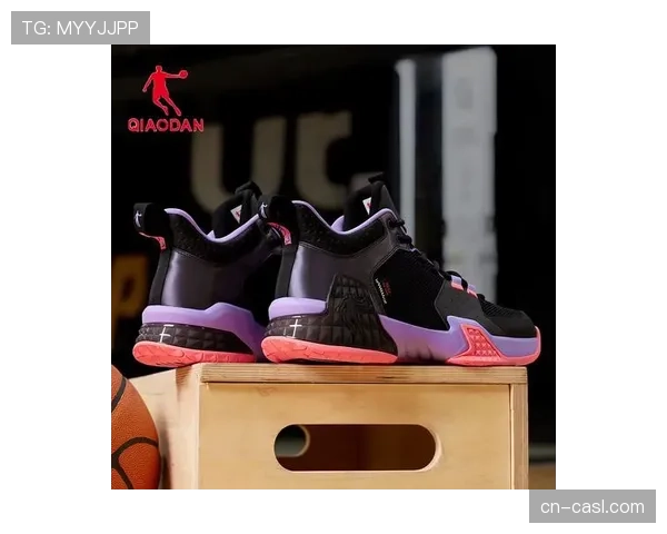 运动品牌发布新款篮球鞋,主打轻量化设计以适配高节奏比赛需求 运动品牌发布新款篮球鞋,主打轻量化设计以适配高节奏比赛需求